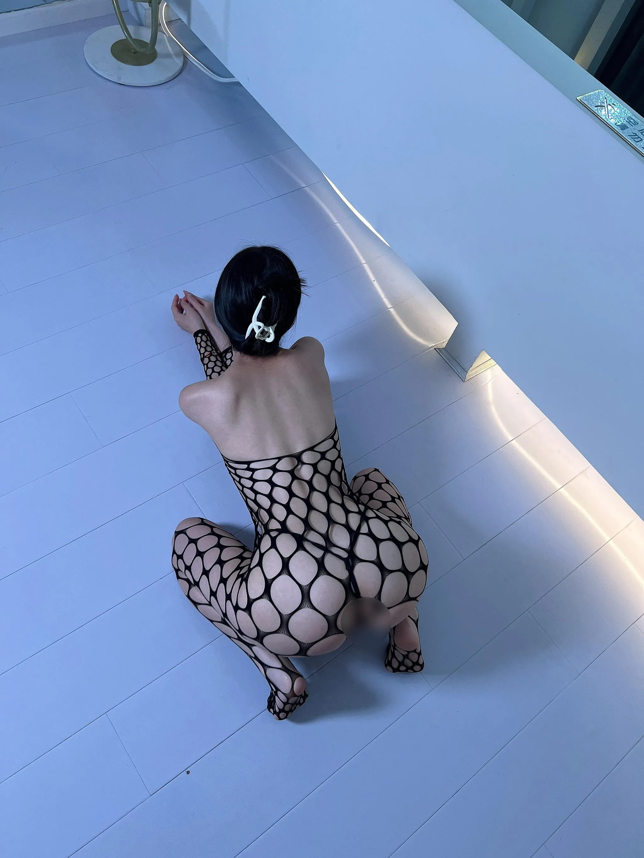 陈妮妮UNI – NO.65 优美的姿势 [13P]插图1